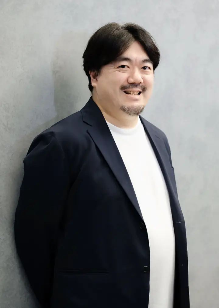 江成 秀午